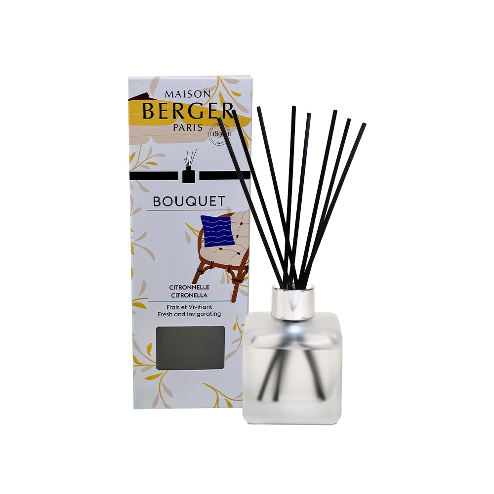 Geurstokjes van Lampe Berger in een helder, glazen flesje in de geur Citronella.