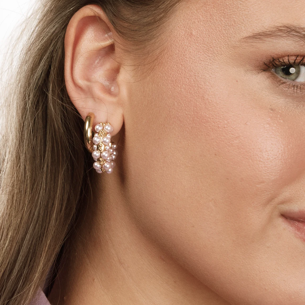My Bendel - Gouden Creolen Met Roze Parels