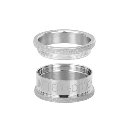 Zilveren Limited Edition IXXXI basisring voor dames in 10 mm breedte.