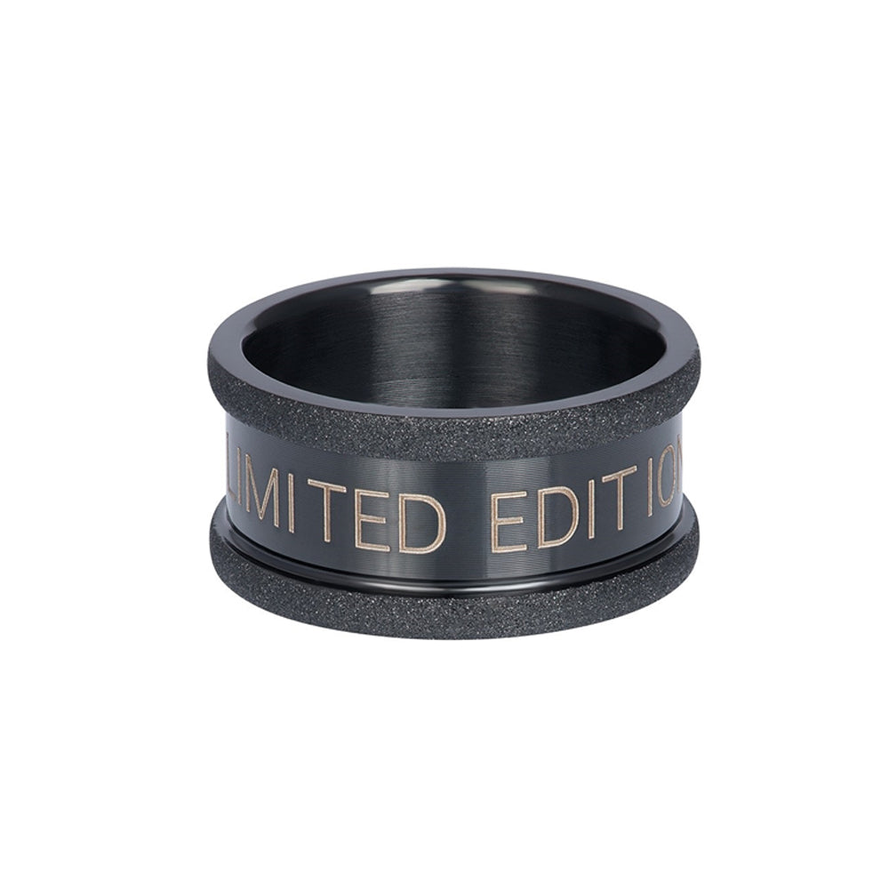 Zwarte Limited Edition IXXXI basisring voor dames in 10 mm breedte.