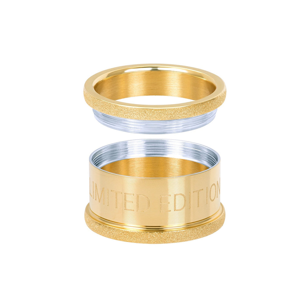 Goudkleurige Limited Edition IXXXI basisring voor dames in 12 mm breedte.