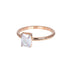 Rosékleurige IXXXI dames vulring met een rechthoekige Zirconia steen.