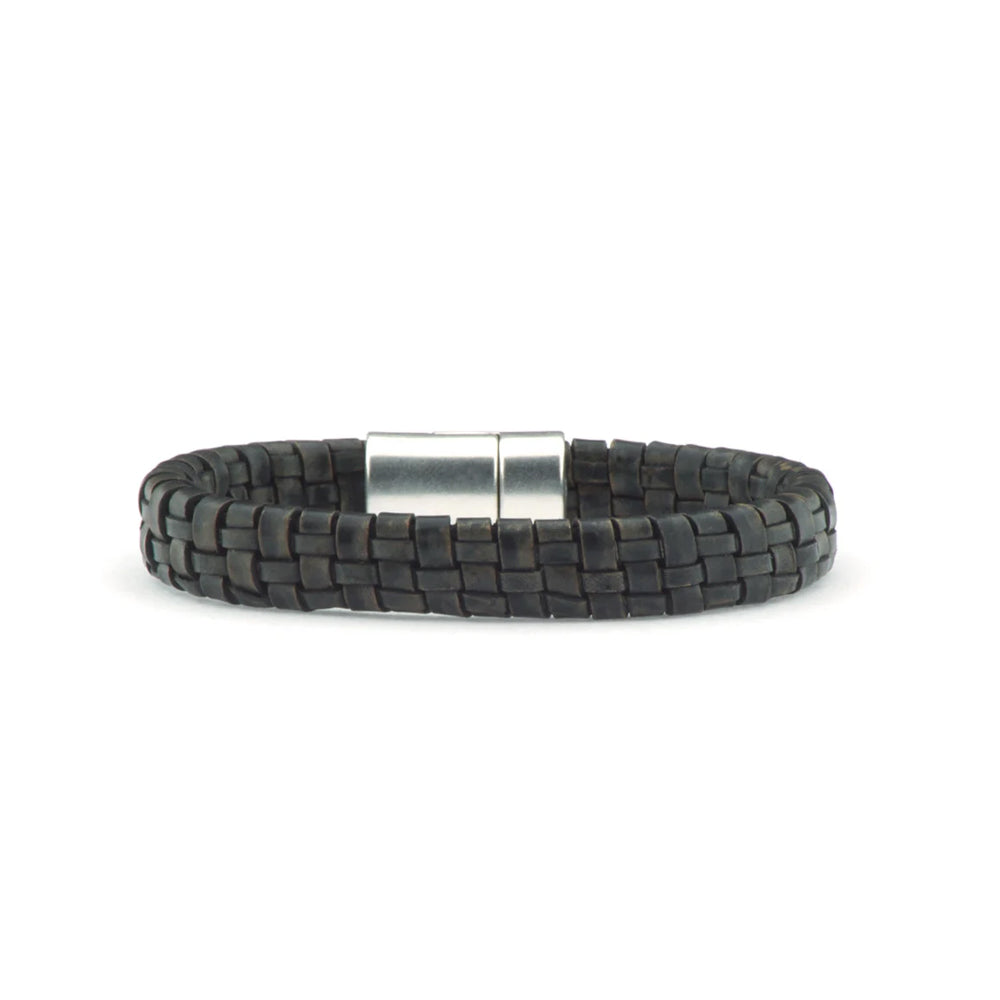 qoss herenarmband zwart leer gevlochten met zilverkleurige sluiting