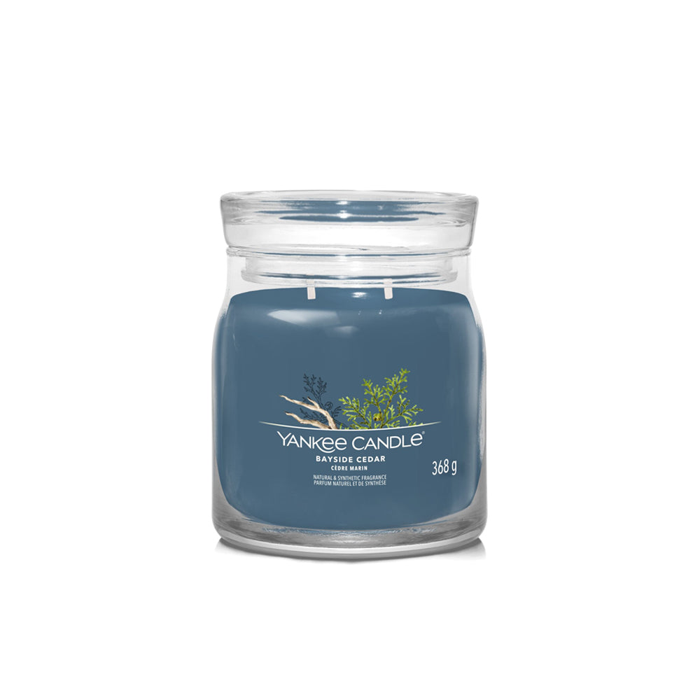 Yankee Candle - Bayside Cedar - Signature Jar Medium